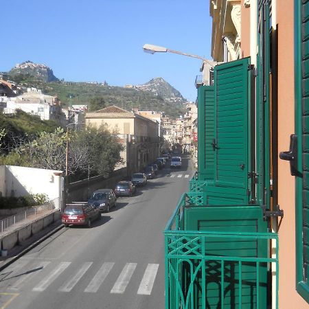 Bed and Breakfast Antico Palazzo à Giardini-Naxos Extérieur photo