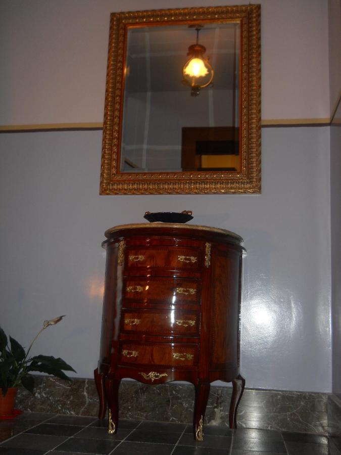 Bed and Breakfast Antico Palazzo à Giardini-Naxos Extérieur photo