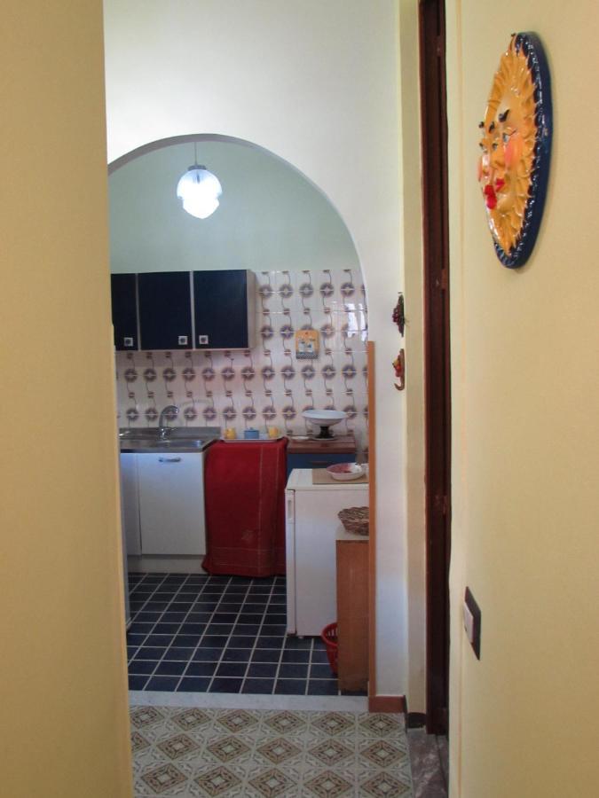 Bed and Breakfast Antico Palazzo à Giardini-Naxos Extérieur photo