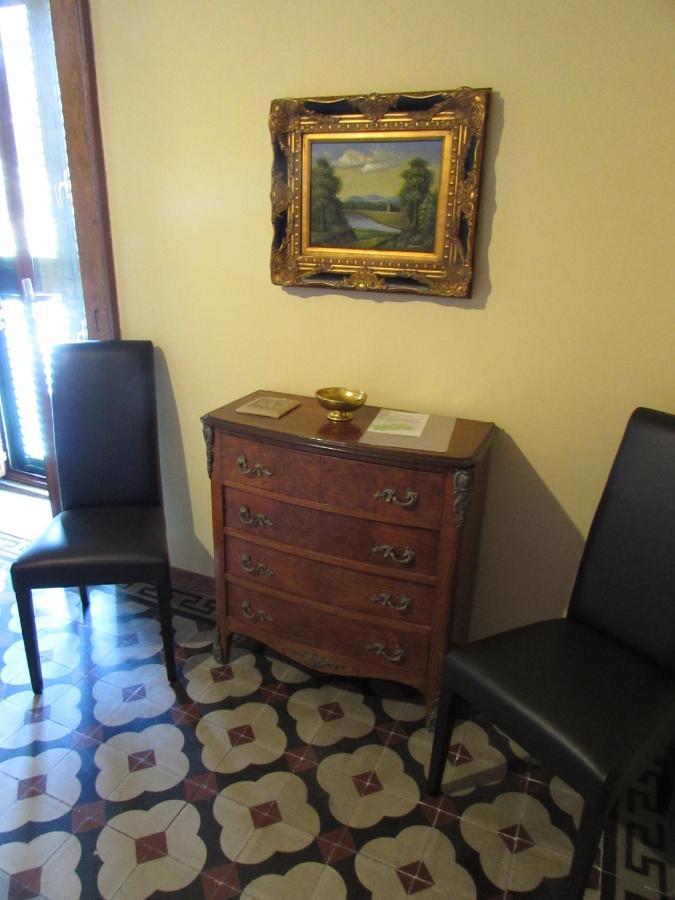 Bed and Breakfast Antico Palazzo à Giardini-Naxos Extérieur photo
