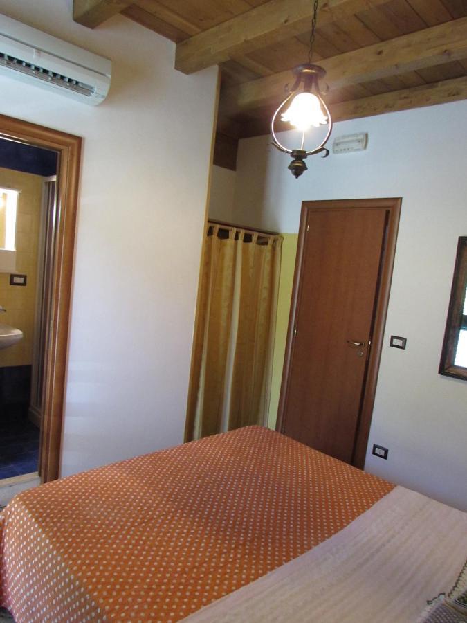 Bed and Breakfast Antico Palazzo à Giardini-Naxos Extérieur photo