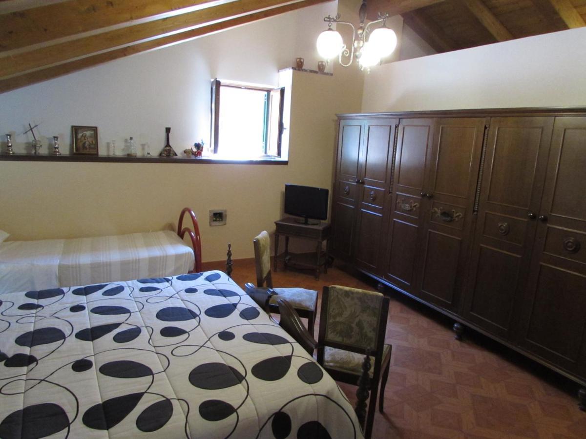 Bed and Breakfast Antico Palazzo à Giardini-Naxos Extérieur photo